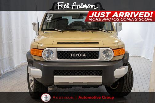 2014 Toyota FJ Cruiser Base