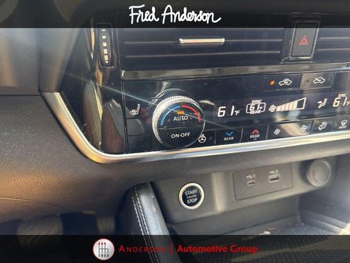 Boulder Gray Pearl 2022 Nissan Rogue SL