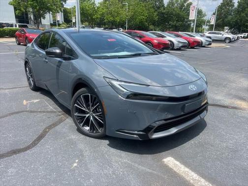 2025 Toyota Prius XLE