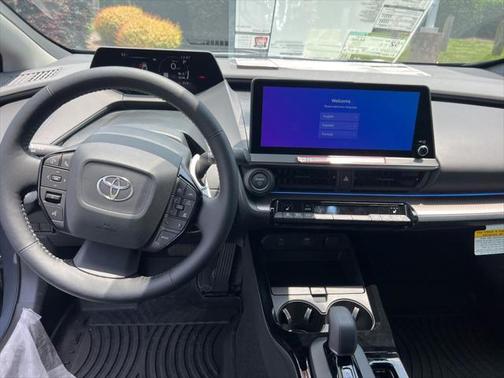 2025 Toyota Prius XLE