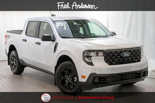 SPACE WHITE METALLIC 2025 Ford Maverick XLT