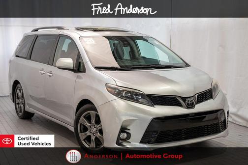 2020 Toyota Sienna SE