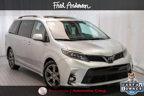 2020 Toyota Sienna SE