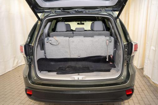 2015 Toyota Highlander LE