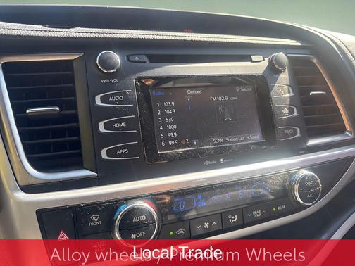 2015 Toyota Highlander LE