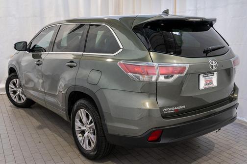 2015 Toyota Highlander LE