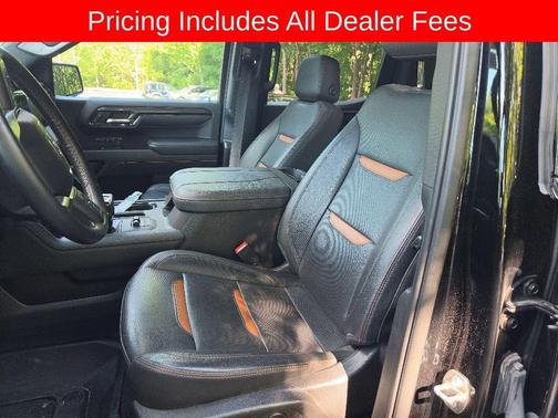 Onyx Black 2023 GMC Sierra 1500 AT4