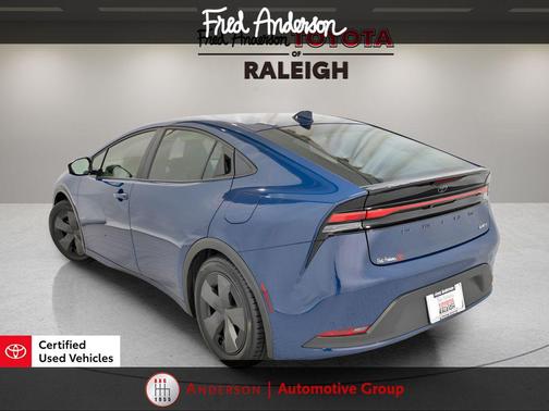 2024 Toyota Prius LE