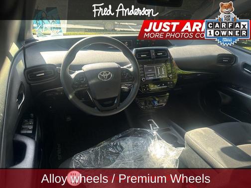 2020 Toyota Prius LE