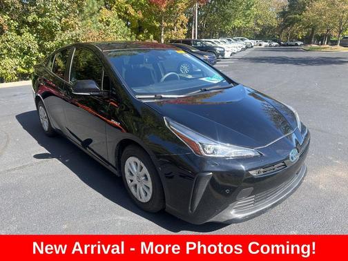 2020 Toyota Prius LE