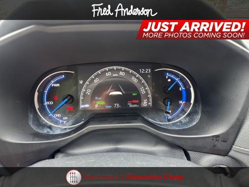 2024 Toyota RAV4 Hybrid XLE