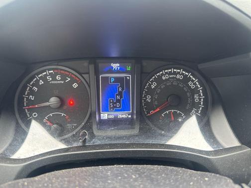 2022 Toyota Tacoma SR