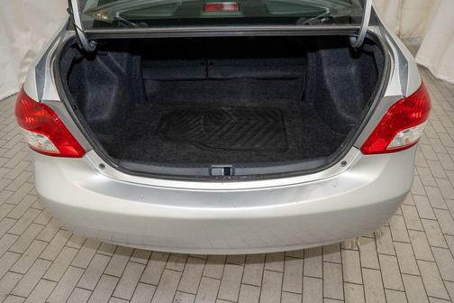 2012 Toyota Yaris SE