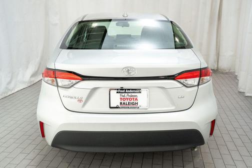 Classic Silver Metallic 2024 Toyota Corolla LE