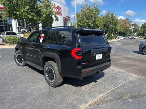 2025 Toyota 4Runner TRD Off Road