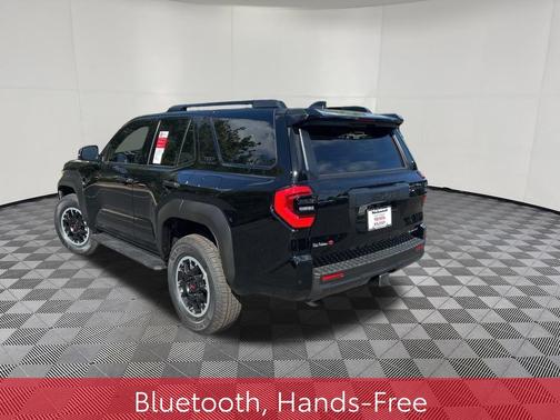 2025 Toyota 4Runner TRD Off Road