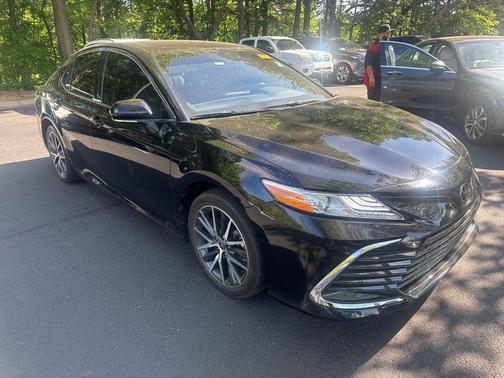 Midnight Black Metallic 2024 Toyota Camry XLE