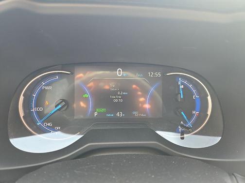 2025 Toyota RAV4 Hybrid SE