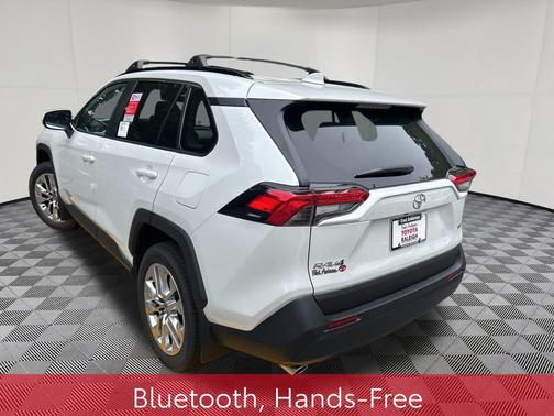 2025 Toyota RAV4 XLE Premium