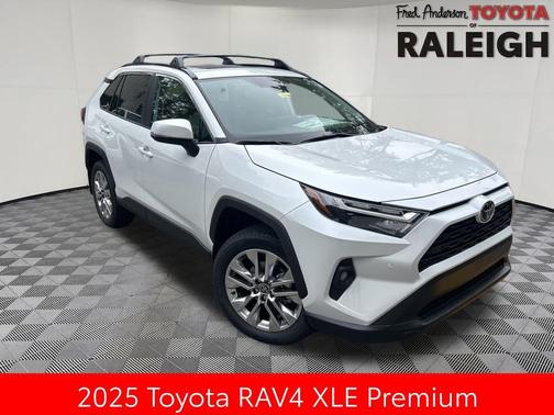 2025 Toyota RAV4 XLE Premium