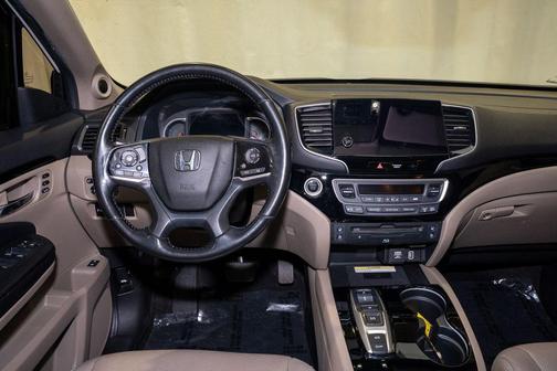 2021 Honda Pilot AWD Elite