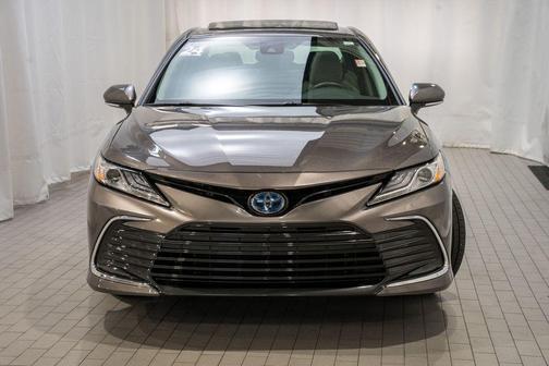 2024 Toyota Camry Hybrid XLE