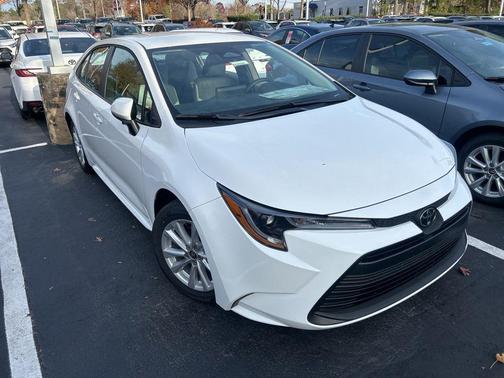 2026 Toyota Corolla LE