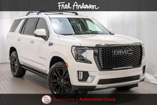 White Frost Tricoat 2023 GMC Yukon Denali