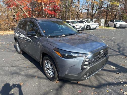 2026 Toyota Corolla Cross LE