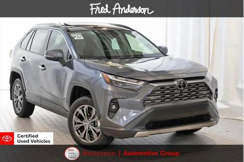 2025 Toyota RAV4 Hybrid SE