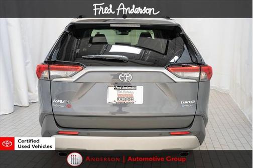 2025 Toyota RAV4 Hybrid SE