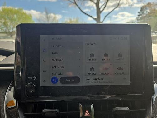 Classic Silver Metallic 2025 Toyota Corolla LE