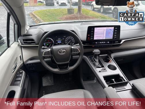 2022 Toyota Sienna Limited