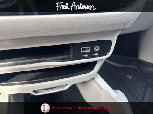2018 Chrysler Pacifica Touring-L