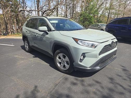 Lunar Rock 2019 Toyota RAV4 XLE
