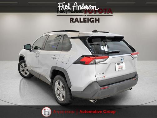 2023 Toyota RAV4 Hybrid XLE