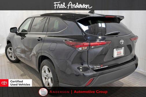 2024 Toyota Highlander LE