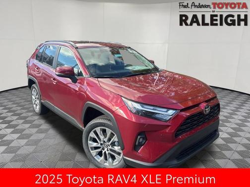 2025 Toyota RAV4 XLE Premium