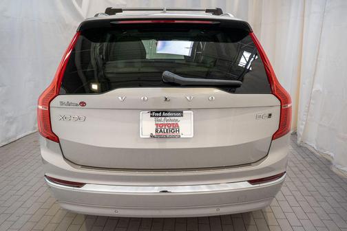 2023 Volvo XC90 B6 Ultimate 7-Seater