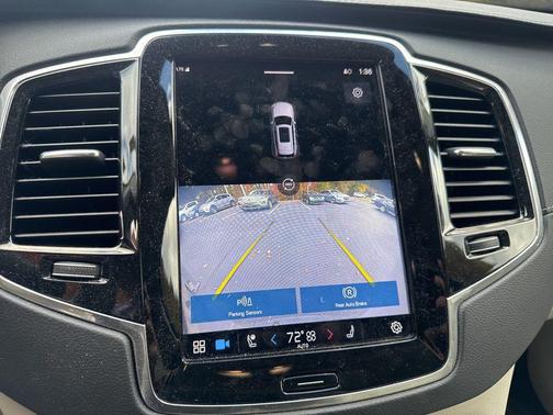 2023 Volvo XC90 B6 Ultimate 7-Seater