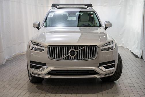 2023 Volvo XC90 B6 Ultimate 7-Seater