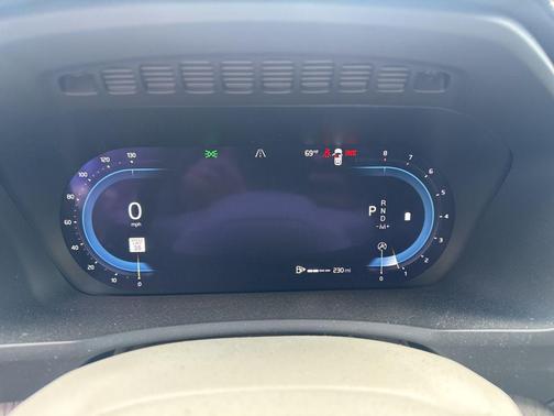 2023 Volvo XC90 B6 Ultimate 7-Seater