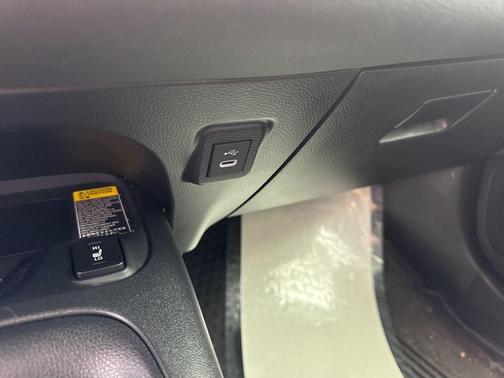 2025 Toyota Corolla Hybrid XLE