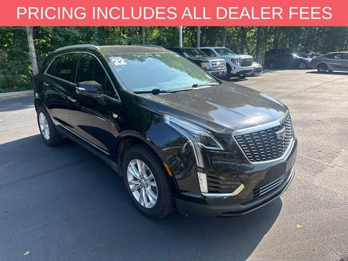 Stellar Black Metallic 2022 Cadillac XT5 Luxury