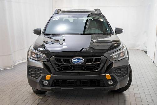 Crystal Black Silica 2025 Subaru Outback Wilderness