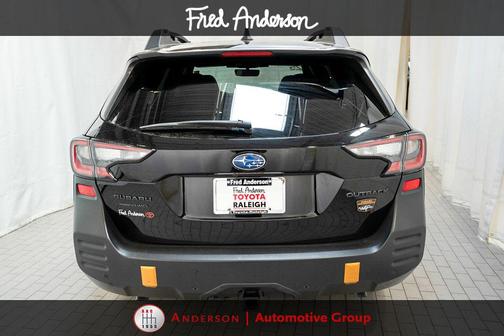 Crystal Black Silica 2025 Subaru Outback Wilderness