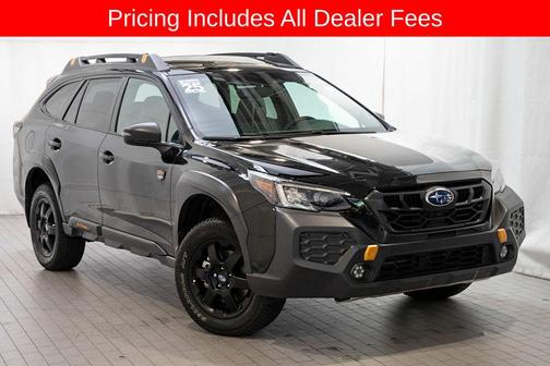 Crystal Black Silica 2025 Subaru Outback Wilderness
