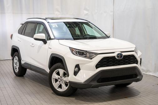 2021 Toyota RAV4 Hybrid XLE