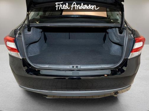 2017 Subaru Impreza 2.0i