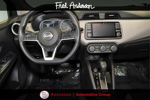 2022 Nissan Versa 1.6 SV